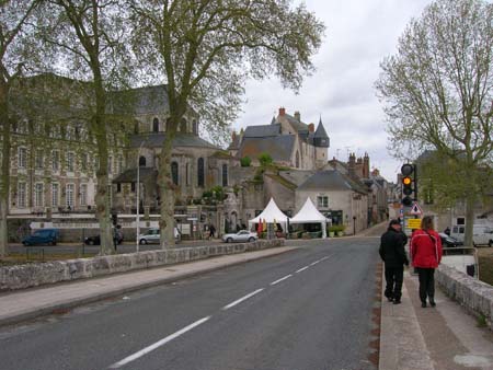 04- visita a Beaugency (il ponte)
